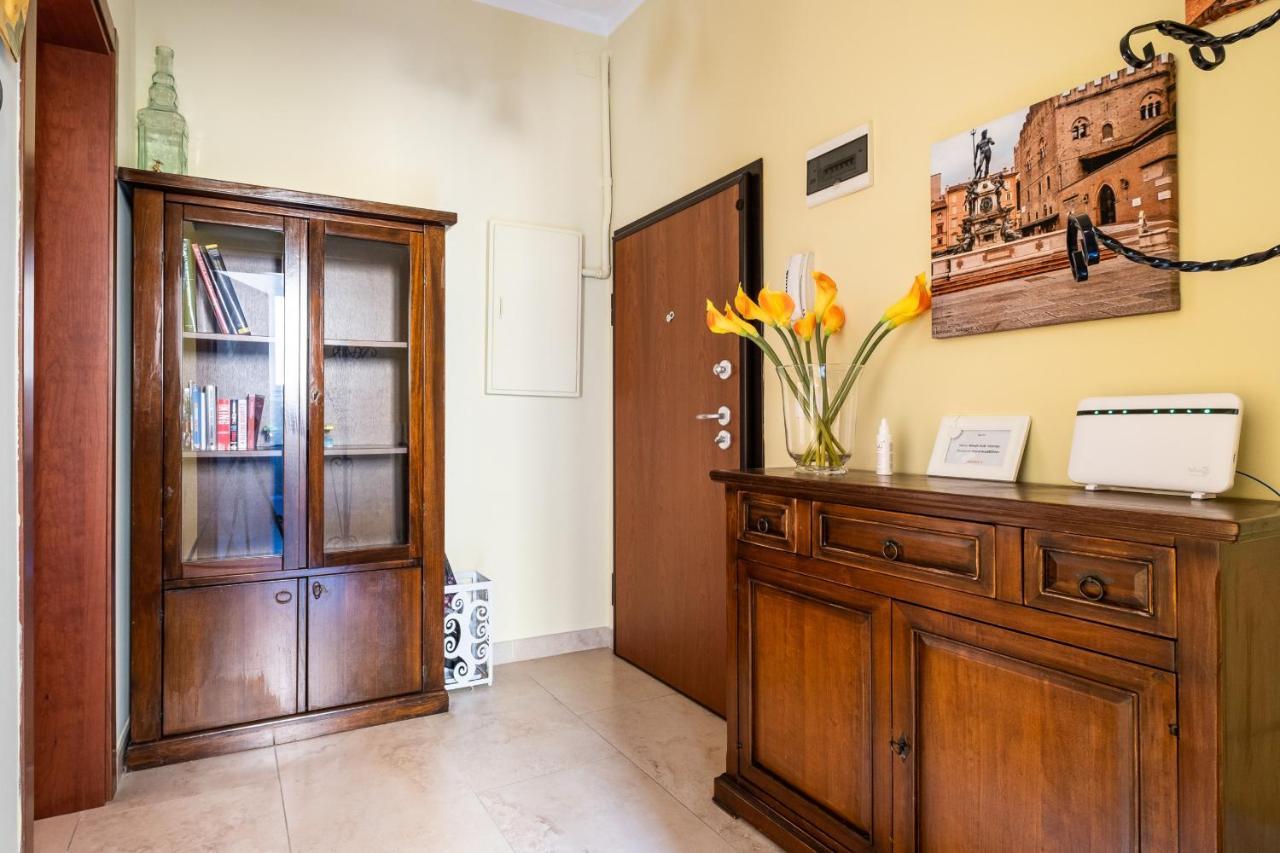 San Donato Cozy Apartment By Wonderful Italy Болонья Экстерьер фото